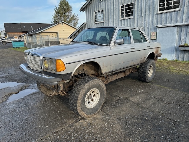 4x4 Mercedes Sedan.